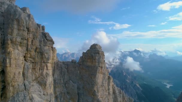 High Altitude Tre Cime South Tyrol Peaks Aerial View Reveal — 비디오