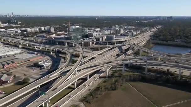 Aerial View Interstate Freeway Bellway Houston Texas Establishing Shoot Intersection — Vídeo de stock