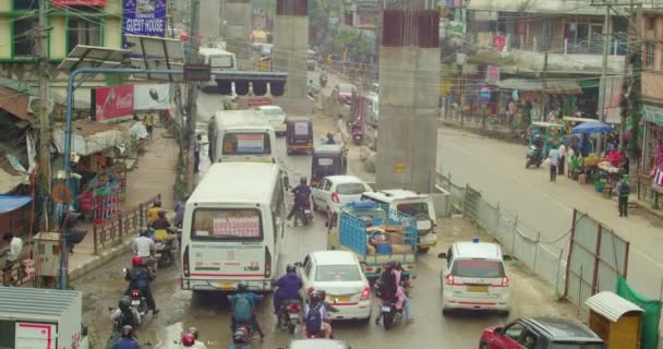 Traffic Jam City Ambulance Getting Block — Stock Video