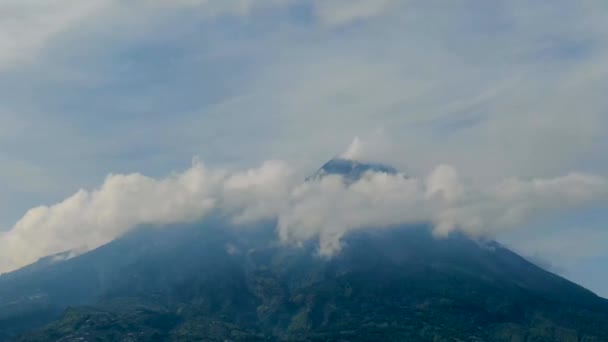 Cloud Cover Peak Volcano Mount Merapi Java Island Indonesia Time — ストック動画