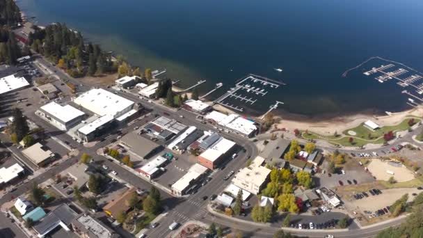 Aerial Downtown Area Mccall Idaho Payette Lake Backdrop — Stockvideo