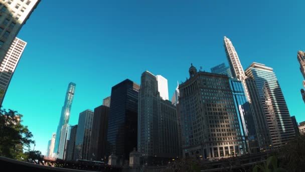 Timelapse Van Chicago Arhitecture Buidings Een Brug Waar Auto Mensen — Stockvideo