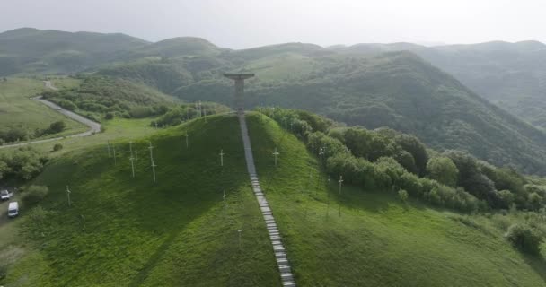Aerial Dolly Out Shot Didgori Valley Landscape Monument Amphitheater — Vídeos de Stock