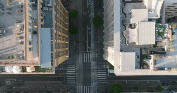 Αεροφωτογραφία Του City Intersection Streets Στο Κέντρο Του Λος Άντζελες — Αρχείο Βίντεο