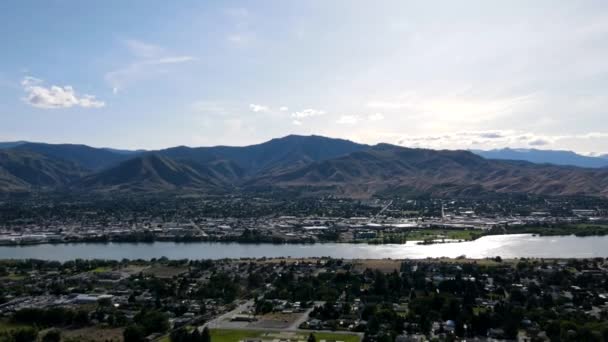 Hyperlapse Berg Och Columbia River Med Utsikt Över Wenatchee Usa — Stockvideo