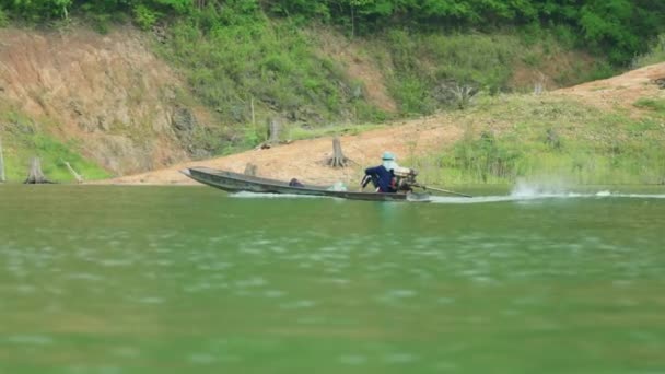 Imágenes Naturaleza Del Paisaje Cinematográfico Barco Lago Mae Kuang Dam — Vídeos de Stock