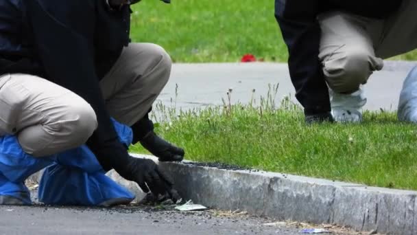 Fbi Investigators Sift Debris Tragic Mass Shooting Scene Looking Evidence — Video