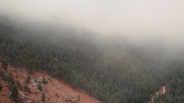 Slow Pan Revealing Rugged Cheyenne Canyon Colorado Covered Mist — Video Stock