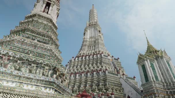 Кінематографічні Релігійні Подорожі Мальовничі Кадри Буддійського Храму Ват Арун Старому — стокове відео