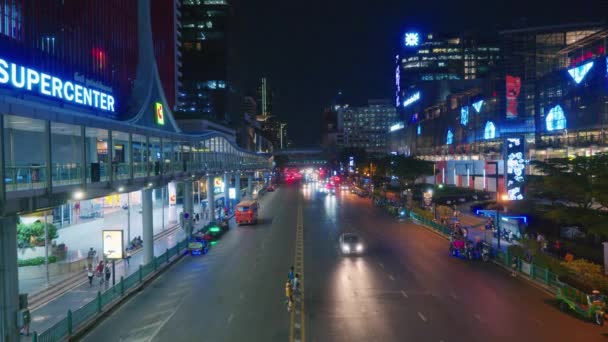 Cinematic Urban Scenic Footage Random Street Bangkok Thailand Cars Bikes — Stockvideo