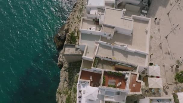 Aerial Pan Buildings Sitting Cliffs Next Sea Polignano Mare Italy — 图库视频影像