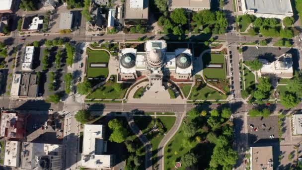 Stigande Drönare Sköt Över Toppen Idaho State Capitol Byggnaden Boise — Stockvideo