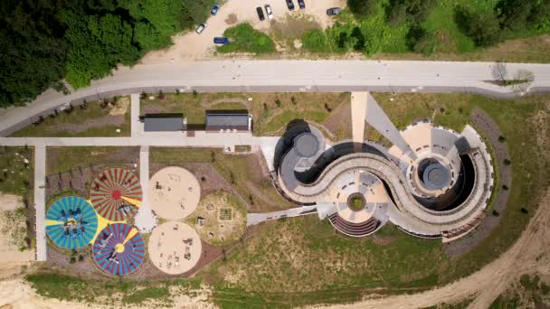 Zooming Drone Shot Graduation Tower Wieliczka Salt Mine — Vídeo de Stock