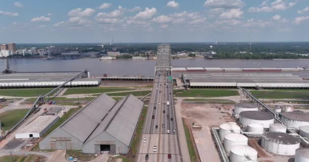 Aerial Cars Driving Horace Wilkinson Bridge Baton Rouge Louisiana — Vídeos de Stock
