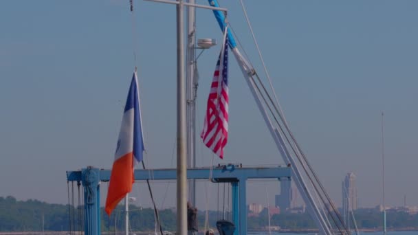 Flag Flag Nyc Barrons Boatyard City Island New York Sunny — Video Stock