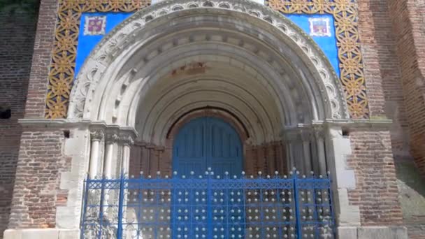 Фронтальный Вид Фасад Церкви Монтобане Город Юге Франции Земли Вход — стоковое видео