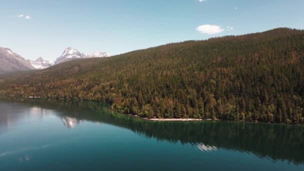 Cinemático Lago Mcdonald Floresta Nacional Montanhas — Vídeo de Stock