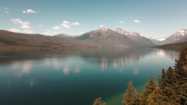 Parrallax Lake Mcdonald Largest Lake Glacier National Park 60Fps Cinematic — Stock Video