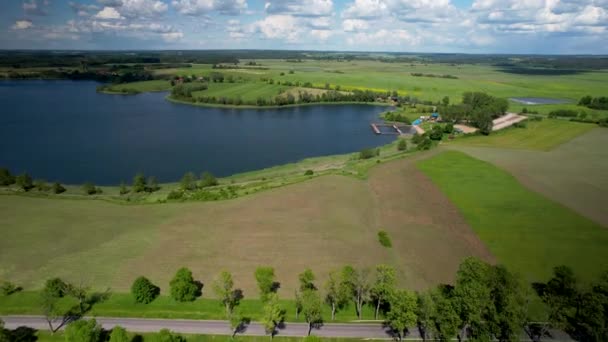 Beautiful Peaceful Lake Jezioro Wielochowskie Poland Forward Drone Shot — 비디오