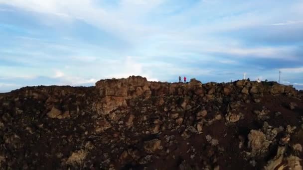 Drone Footage People Standing Cliff — Stockvideo