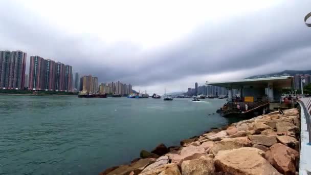 Ferryboats Transporting People Tsuen Wan Ferry Pier Time Lapse — Stockvideo