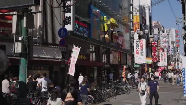 Dotonbori Street Day Japanese People Walk Busy Shopping District — Vídeos de Stock