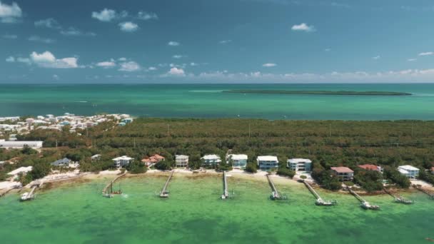 Aerial View Coastal Accommodation Buildings Florida Keys Florida Usa Drone — Wideo stockowe