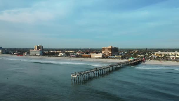 Aerial View Jacksonville Beach Pier Shoreline Florida Usa Fishing Pier — Video Stock