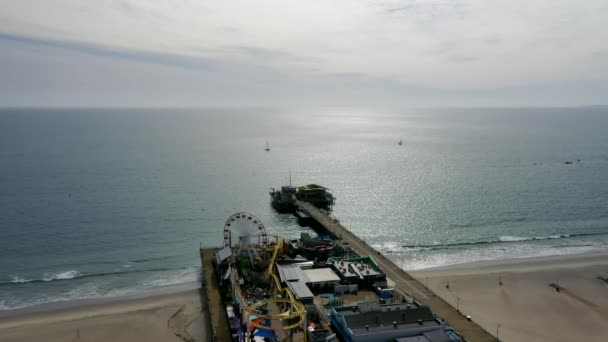 Widok Lotu Ptaka Molo Plażę Santa Monica Kalifornii Zdjęcia Dronów — Wideo stockowe