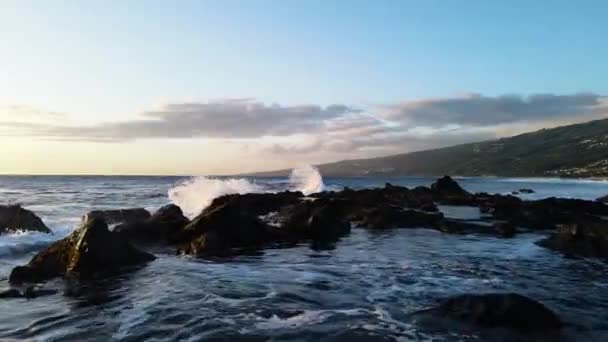 Drone Footage Passing Close Waves Crashing Rocks Sunset — Video Stock