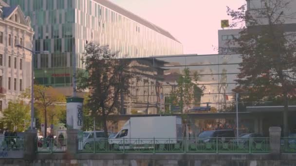 Zonsondergang Wenen Wien Mitte Landstrasse Bij Stadtpark Hotel Hilton Wenen — Stockvideo