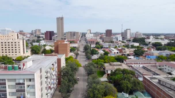 Tracking Del Bulawayo Central Business District Samuel Parirenyatwa Street — Video Stock