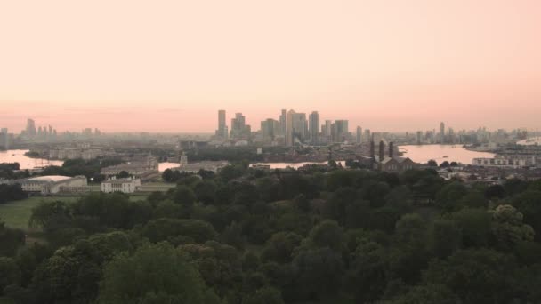 Weitwinkel Sonnenuntergang Antenne Der Canary Wharf Gebäude London Greenwich Park — Stockvideo