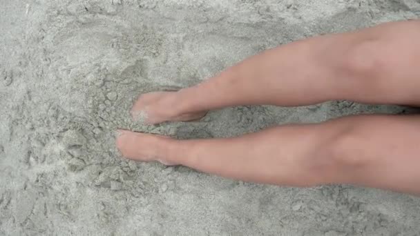 Woman Her Feet Sand — Wideo stockowe