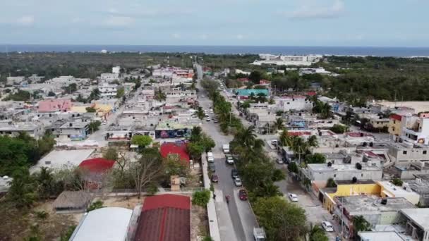 Luchtopname Van Huizen Straten Met Bomen Akumal Tulum Quintana Roo — Stockvideo