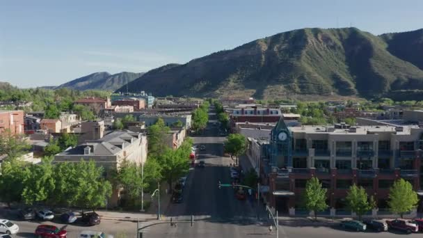 Low Flying Aerial View Downtown Durango Colorado — Stockvideo