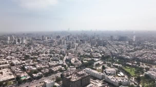Aerial Flying Karachi City Skyline Pakistan Haze Seen Distance Dolly — Stock Video