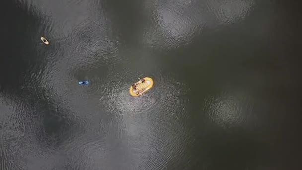 Overhead View Yellow Rafting Boat Nile River Jinja Uganda — Stockvideo