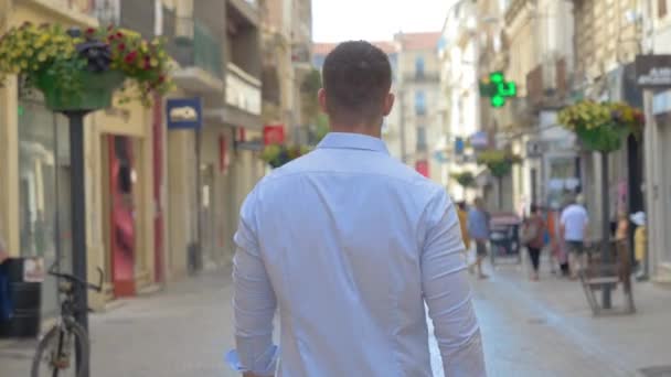 Young Caucasian Man Walking His Back Pedestrian Street South France — Wideo stockowe
