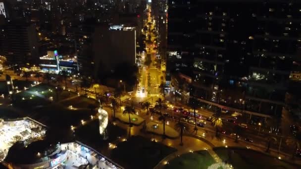 Drone Video Larcomar Shopping Center Miraflores Lima Peru Shot Night — Vídeo de Stock