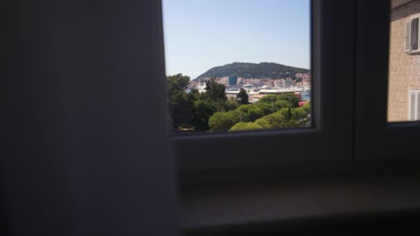 Split Croatia Revealing View Cityscape Riva Buildings Window Sunny Summer — Vídeos de Stock