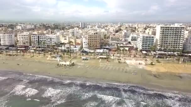 Slider Shot Larnaca Bellissimo Paesaggio Urbano Long Sandy Bay Cipro — Video Stock