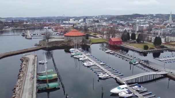 Christianholm Marina Kristiansand Fortress City Center Forward Moving Ascending Aerial — Stock Video