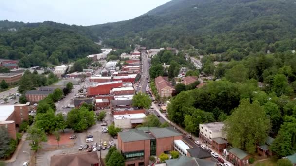 Aerial High Fast Push Boone North Carolina — Vídeo de Stock