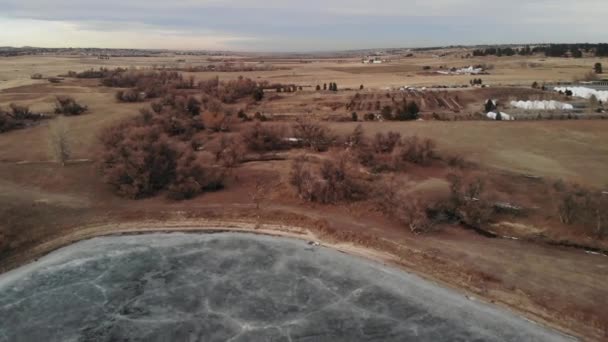 Frozen Lake State Park Perto Fazenda Centro Oeste Americano Dia — Vídeo de Stock