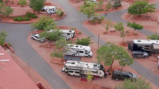 Flygfoto Över Husbilar Vid Gouldings Park Utah — Stockvideo