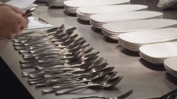 Preparing Cutlery Upscale Restaurant Person Puts Cutlery Counter Consults Manager — Stock videók