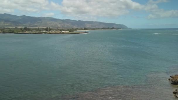 Aerial View Kaiaka Bay Beach Park Haleiwa Oahu — ストック動画