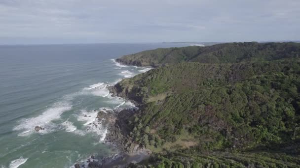 Vista Aerea Della Testa Rotta Affacciato Sull Oceano Pacifico Byron — Video Stock