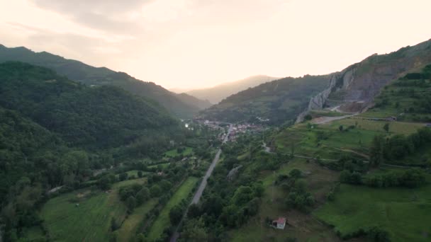 Aerial Drone View Levinco Village Valley Scenic Sunset Sunlight Aller — Video Stock